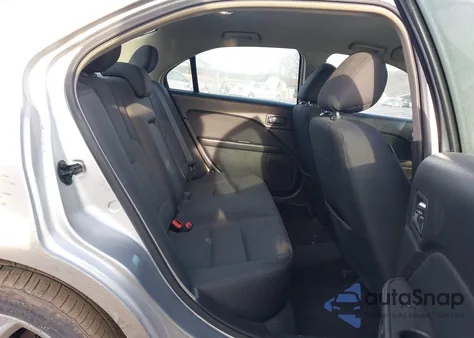 2012 Ford Fusion Se z USA, uszkodzony, nr VIN 3FAHP0HA1CR144968